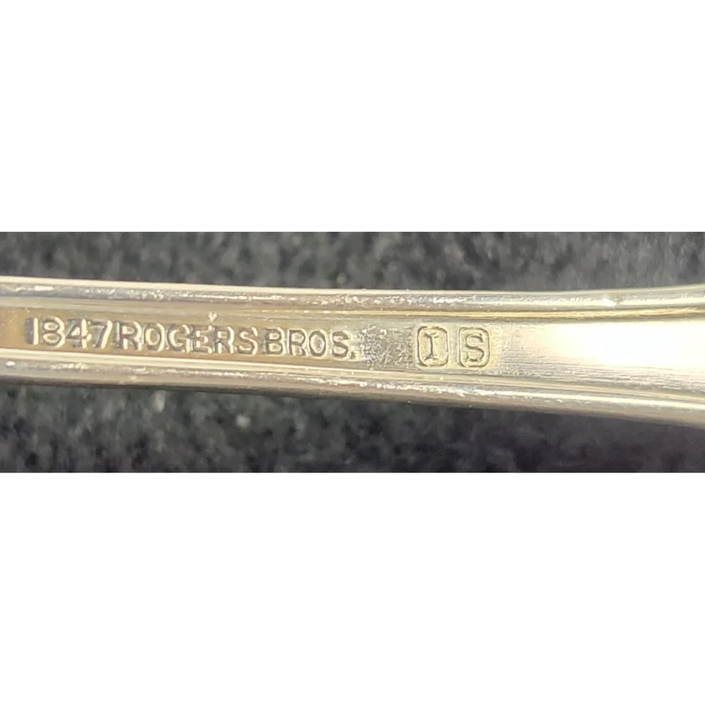 1947 Rogers IS Ladle Gravy Sauce Spoon Silverplated Vintage